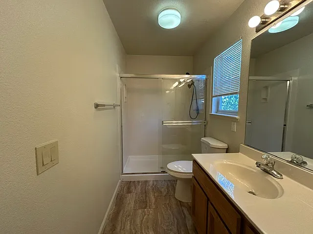 201 Sapphire Ct — Photo 19