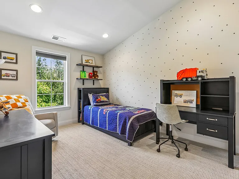 21 Brentwood Cir — Photo 12