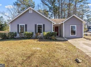 6252 Leverett Dr, Lithonia, GA 30038