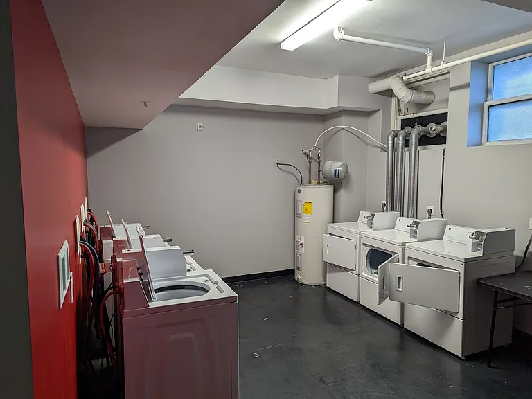 Lancaster Ironworks Apartments — Photo 20