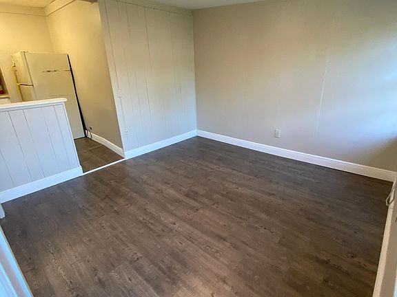 3rd image of 547 Ione Ave #A