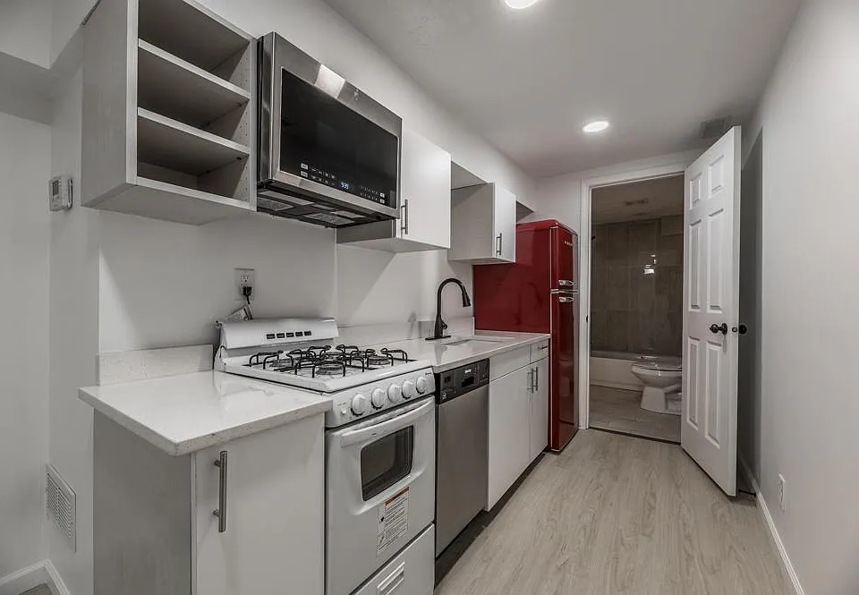 Studio kitchen