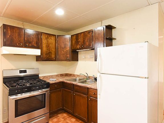 2nd image of 3734 W Wabansia Ave #R3