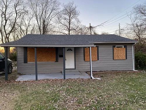 309 Green St Photo 1