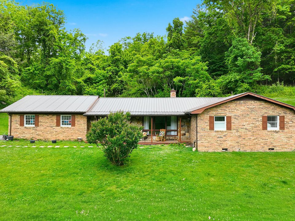 1st image of 5461 Thackers Branch Rd