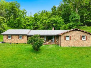 5461 Thackers Branch Rd, Norton, VA 24273