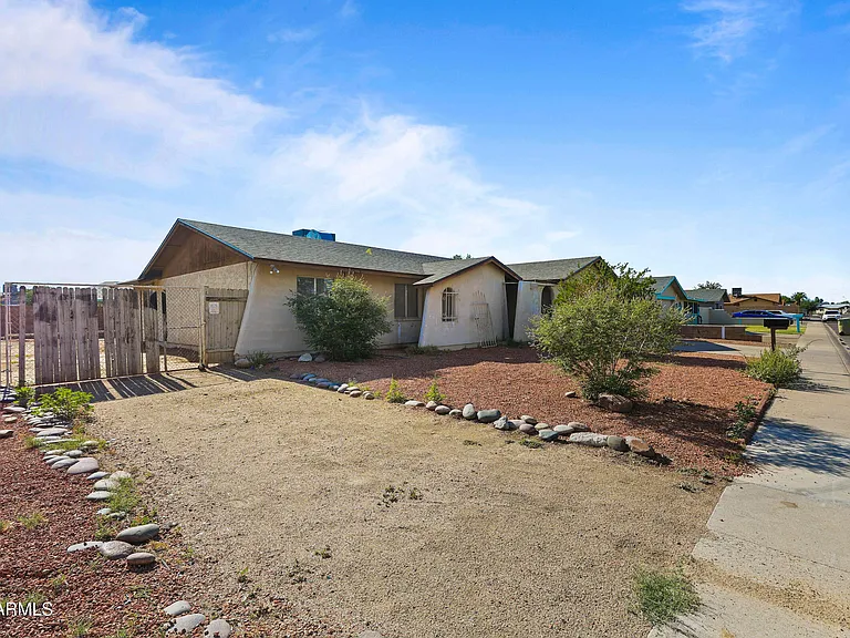 5212 N 67th Dr — Photo 38