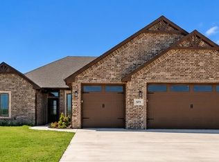 5873 NE Minnow Ln, Elgin, OK 73538