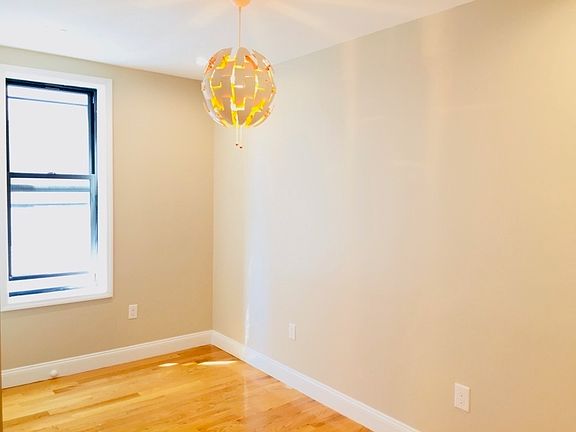 5th image of 320 Empire Blvd APT 3D