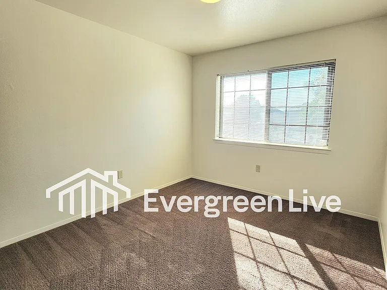 124 Raven Dr — Photo 25