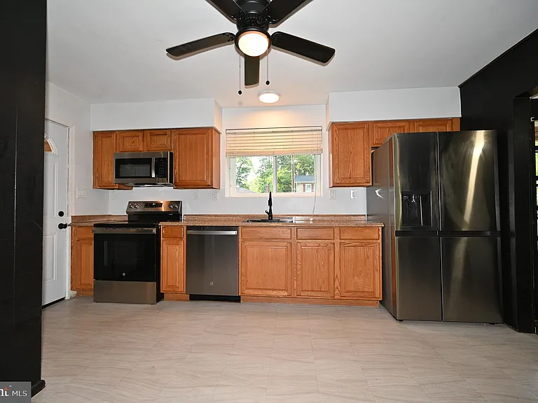 2509 Eliot Pl — Photo 11