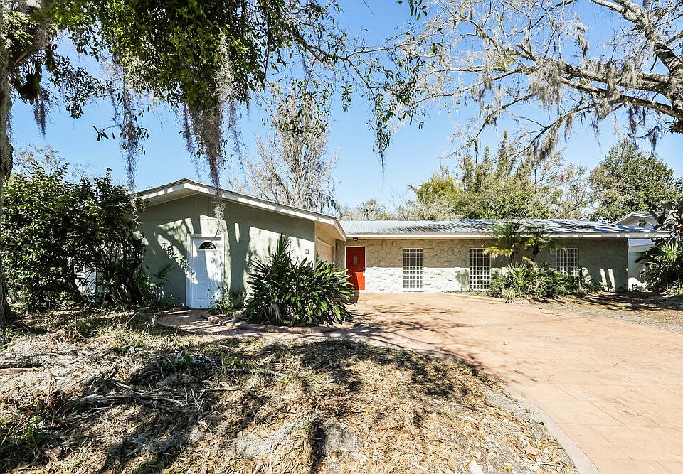 1st image of 26915 Magnolia Blvd