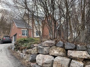 2794 S Cave Hollow Way, Bountiful, UT 84010