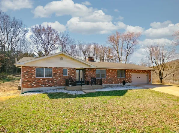 5809 Runnymede Pl, Imperial, MO 63052