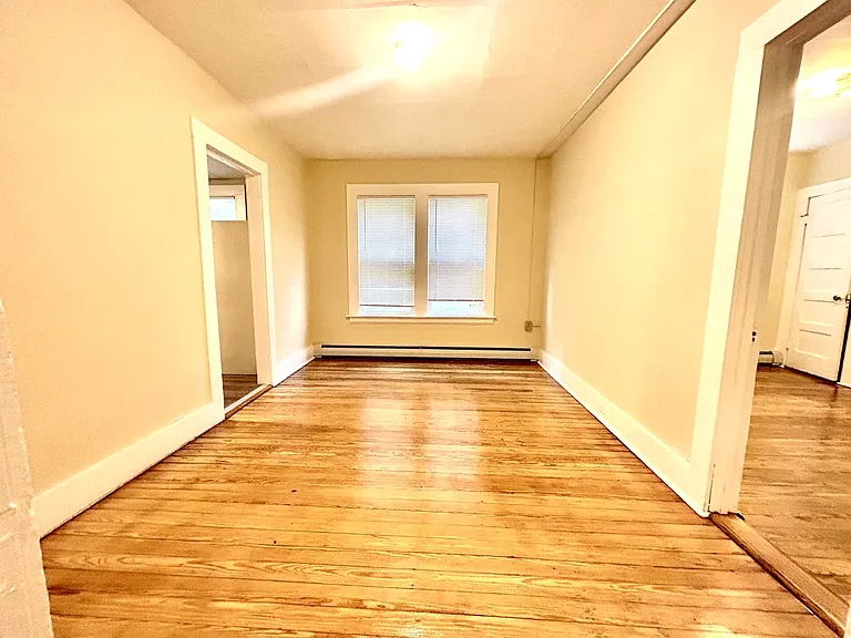 1017-1023 W Main St — Photo 7