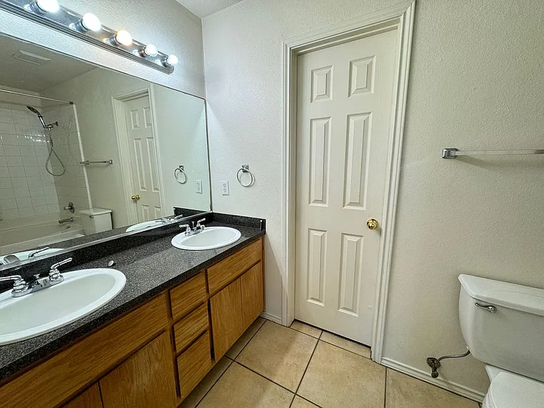 Sales--3809 Edgefield St. — Photo 14