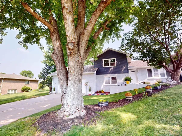 24 Mustang Trl, Kearney, NE 68845