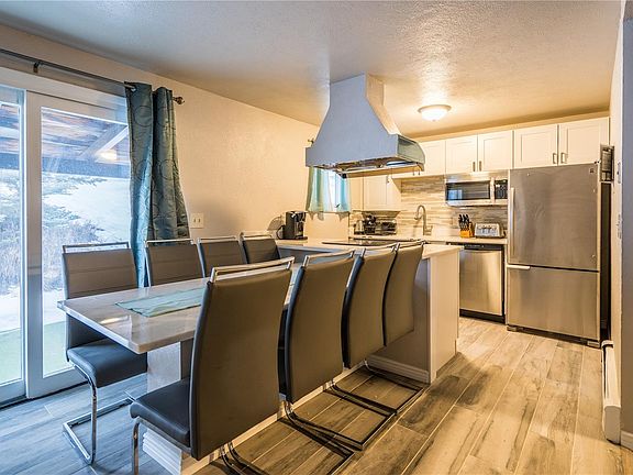 5th image of 2099 Chamonix Ln APT 3A