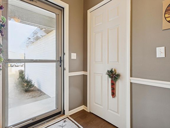 2nd image of 616 Meadow Stream Dr