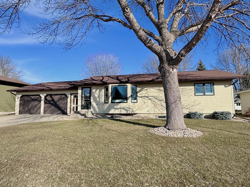 1st image of 701 Viking Dr