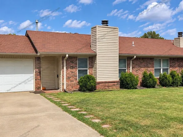 1707 Brooken Hill Dr, Fort Smith, AR 72908