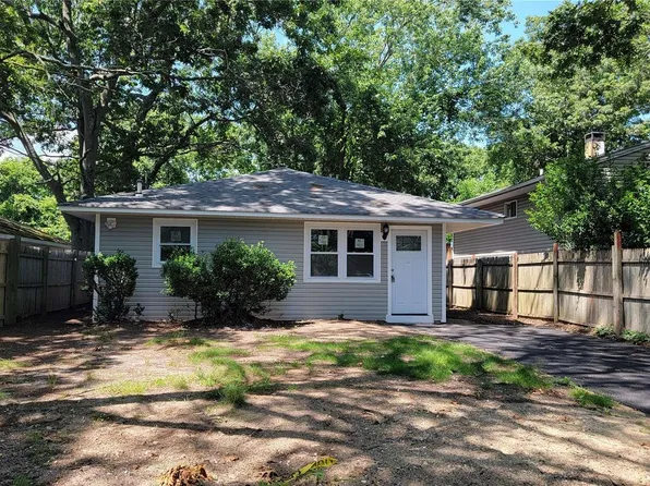 207 Mastic Boulevard, Mastic, NY 11950