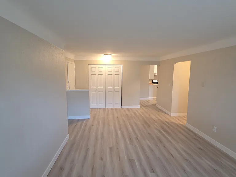 1010 Lafond Ave #1 — Photo 11