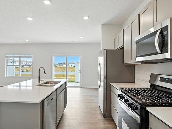 5th image of 1476 Cardinez Way