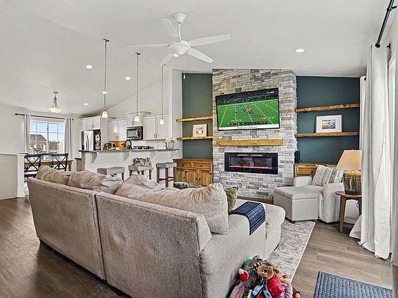 4th image of 1637 Tea Pond Ct