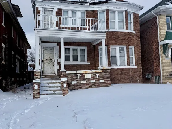 2262 Taylor St, Detroit, MI 48206