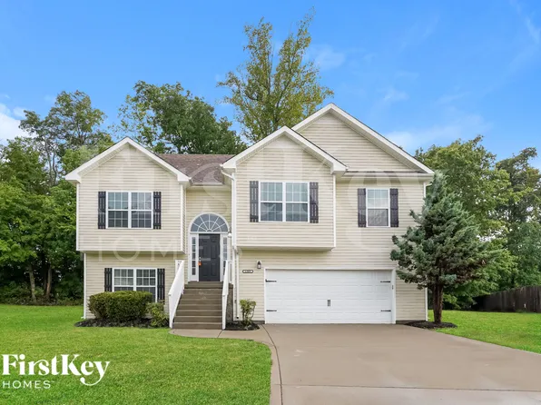 1305 Marcy Ct, Clarksville, TN 37042