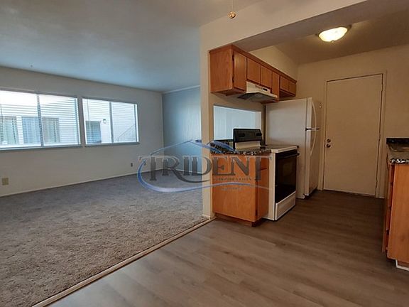 5th image of 1109 Casita Dr APT 2