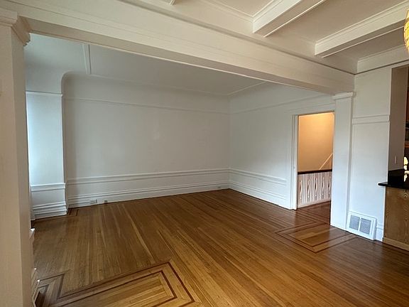 3rd image of 1364 Broadway