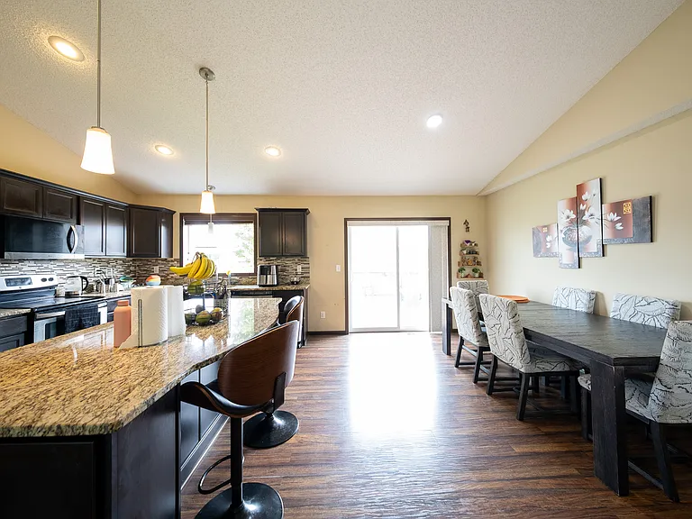 1635 Breton St — Photo 10