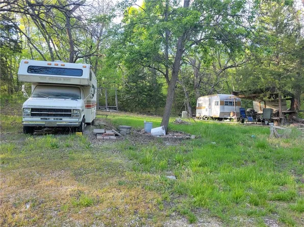 9 & 13 Songbird Ln, Lacygne, KS 66040