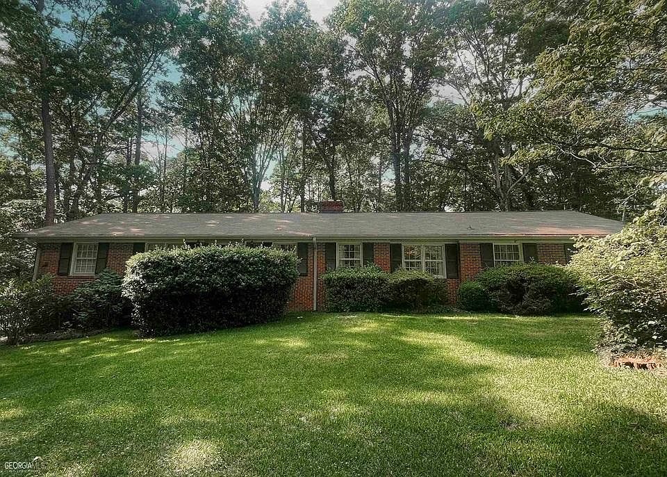 1st image of 15 Sims Rd