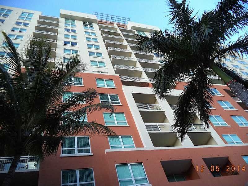 1st image of 2000 N Bayshore Dr APT 427