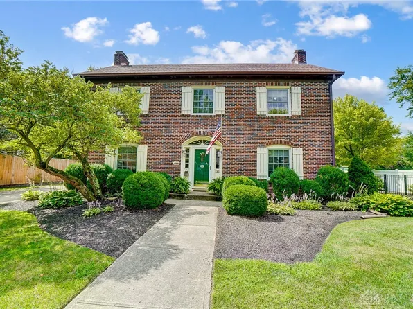 121 S Kensington Pl, Springfield, OH 45504
