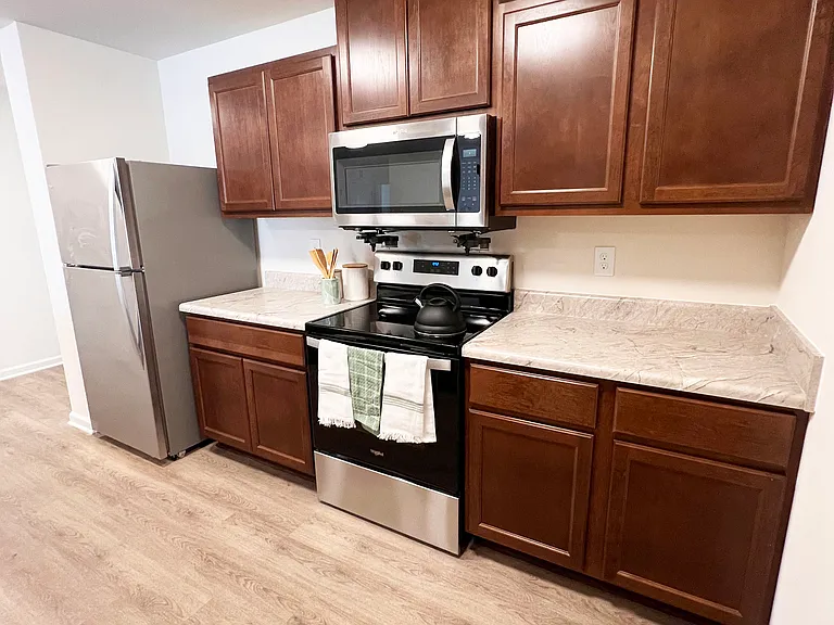 The Sullivan Apartments — Photo 3