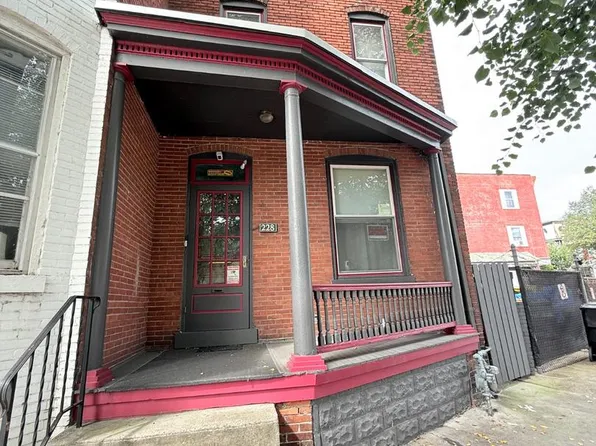 228 S 14th St, Harrisburg, PA 17104