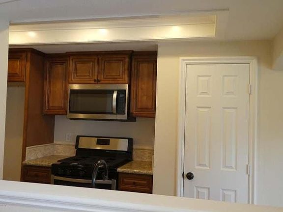 5th image of 2041 N Calle La Sombra Unit 3