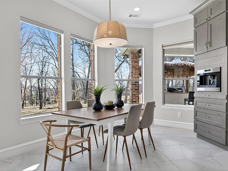 5704 Pine Valley Dr — Photo 21