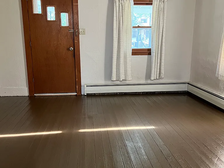234 Holliday St — Photo 4