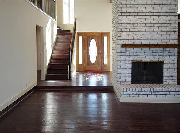 2nd image of 1605 Scottsdale Dr