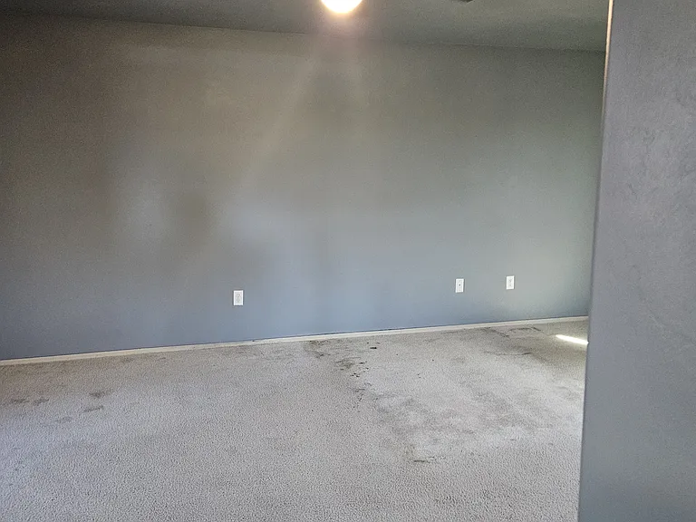 1285 Preston St — Photo 15