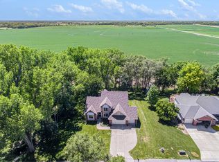 1610 N 216th St, Elkhorn, NE 68022