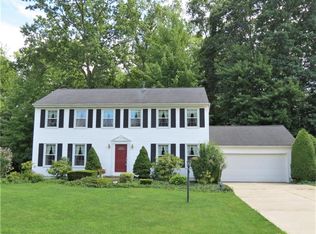 9086 Briarbrook Dr NE, Warren, OH 44484