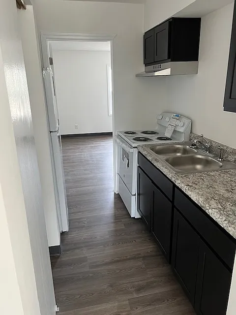 438 Martin Road - A — Photo 4