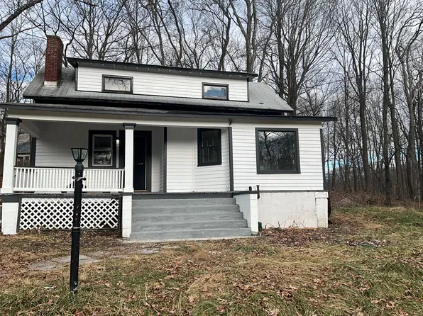 1 Round Hill Rd #2, Monroe, NY 10950