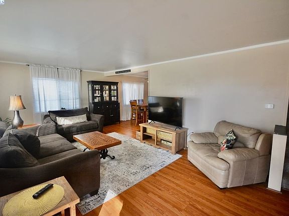 2nd image of 1512/1514 McPherson Ave